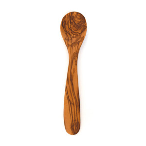 The presence of this spoon gives points to the style of our kitchen and adds a sense of luxury to our daily life. It is a small but important element that adds charm and refined aesthetics to our dining experience.