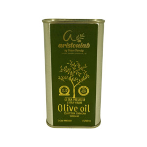This extra virgin olive oil is produced by the Fazos family with passion and love. Its purpose is to introduce you to the taste of Crete. It is a product that offers a unique culinary experience, revealing the authentic taste of the region.