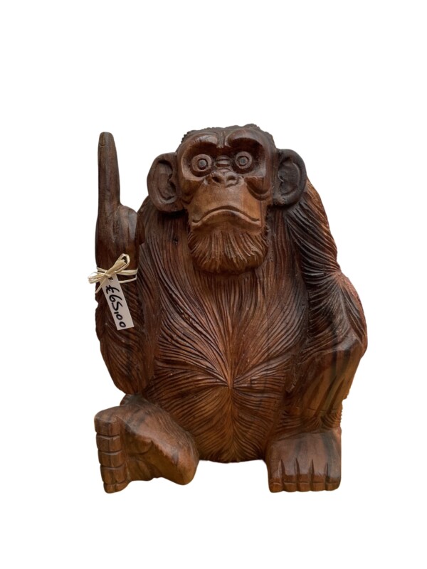 Ξύλινο Χειροποίητο Γλυπτό Μαϊμού , είναι φτιαγμένες στο χέρι από υψηλής ποιότητας ξύλο, προσφέροντας έναν εκλεπτυσμένο ρουστίκ τόνο στον χώρο σας !