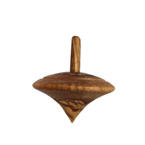 Η ξύλινη σβούρα είναι από τα πιο αγαπημένα παιχνίδια, σε όλους τους πολιτισμούς που εμφανίστηκαν στη γη.