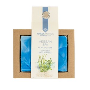Σαπούνι απολέπισης ελαιολάδου Greekanthos με φύκια – Aegean Spa. Χειροποίητο σαπούνι με βιολογικό ελαιόλαδο για το σώμα. Άρωμα φρεσκάδας !